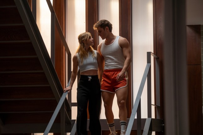OLYMPO. Chos as Pepa Gracia, Nuno Gallego as Cristian Delallave in episode 04 of OLYMPO. Cr. Mat??as Uris/Netflix ?? 2024